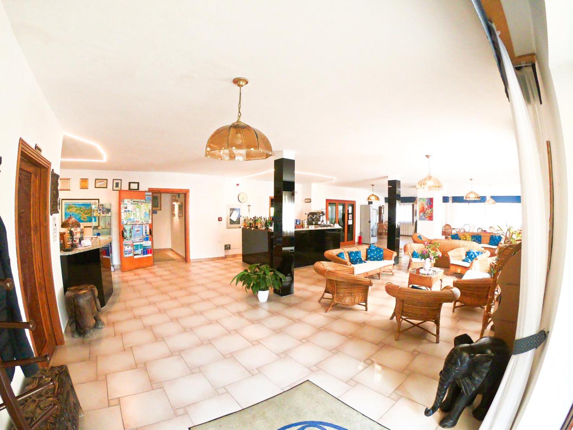 Hotel Santa Caterina マリーナ・ディ・カンポ エクステリア 写真